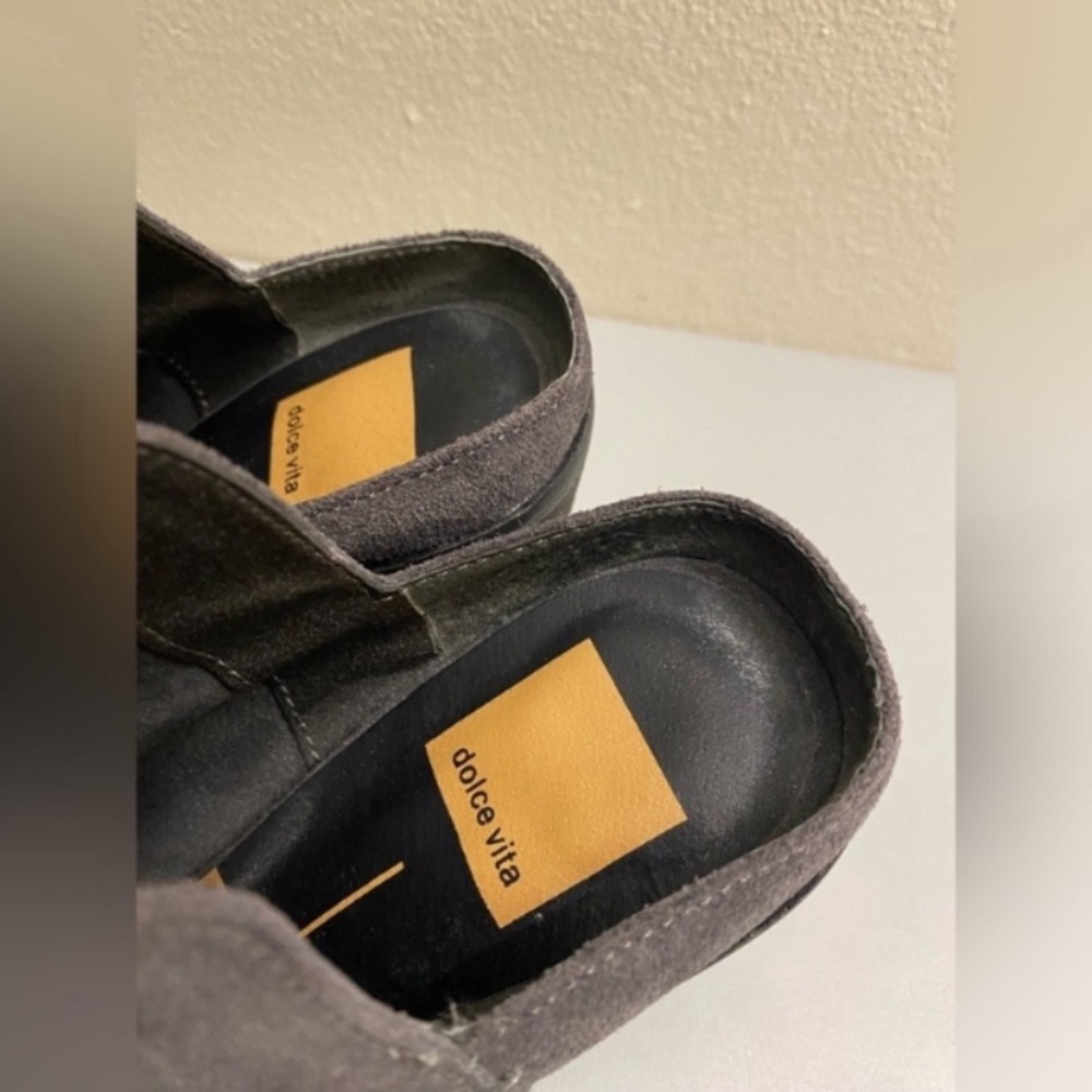 Dolce Vita Gray Heeled Mules genuine suede, very cute.Size 8 M . - Picture 7 of 10